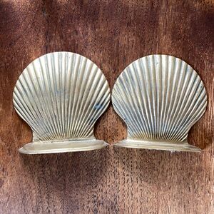 Vintage Clam Shell Brass Bookends